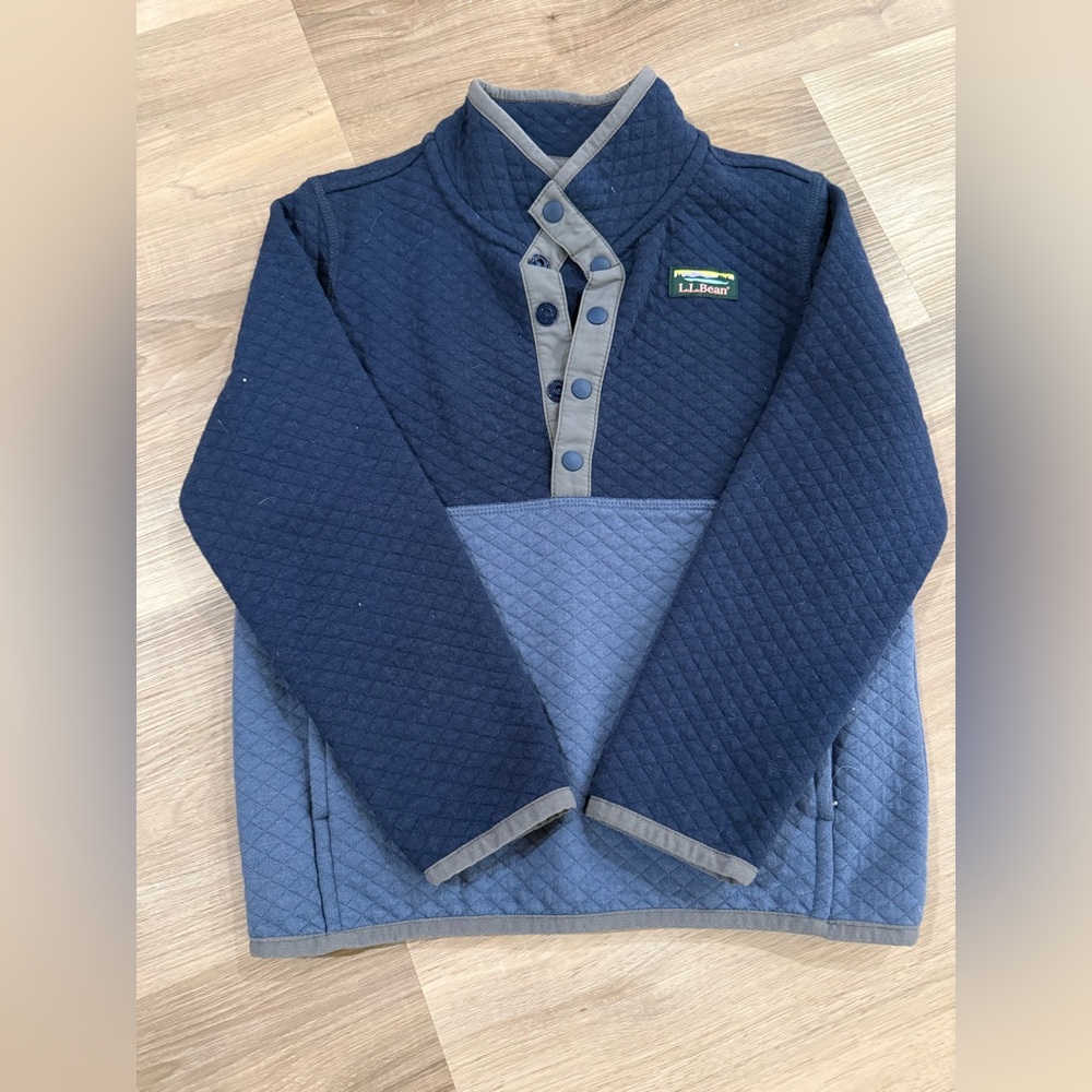 LL Bean Toddler Quilted Pullover. 4T